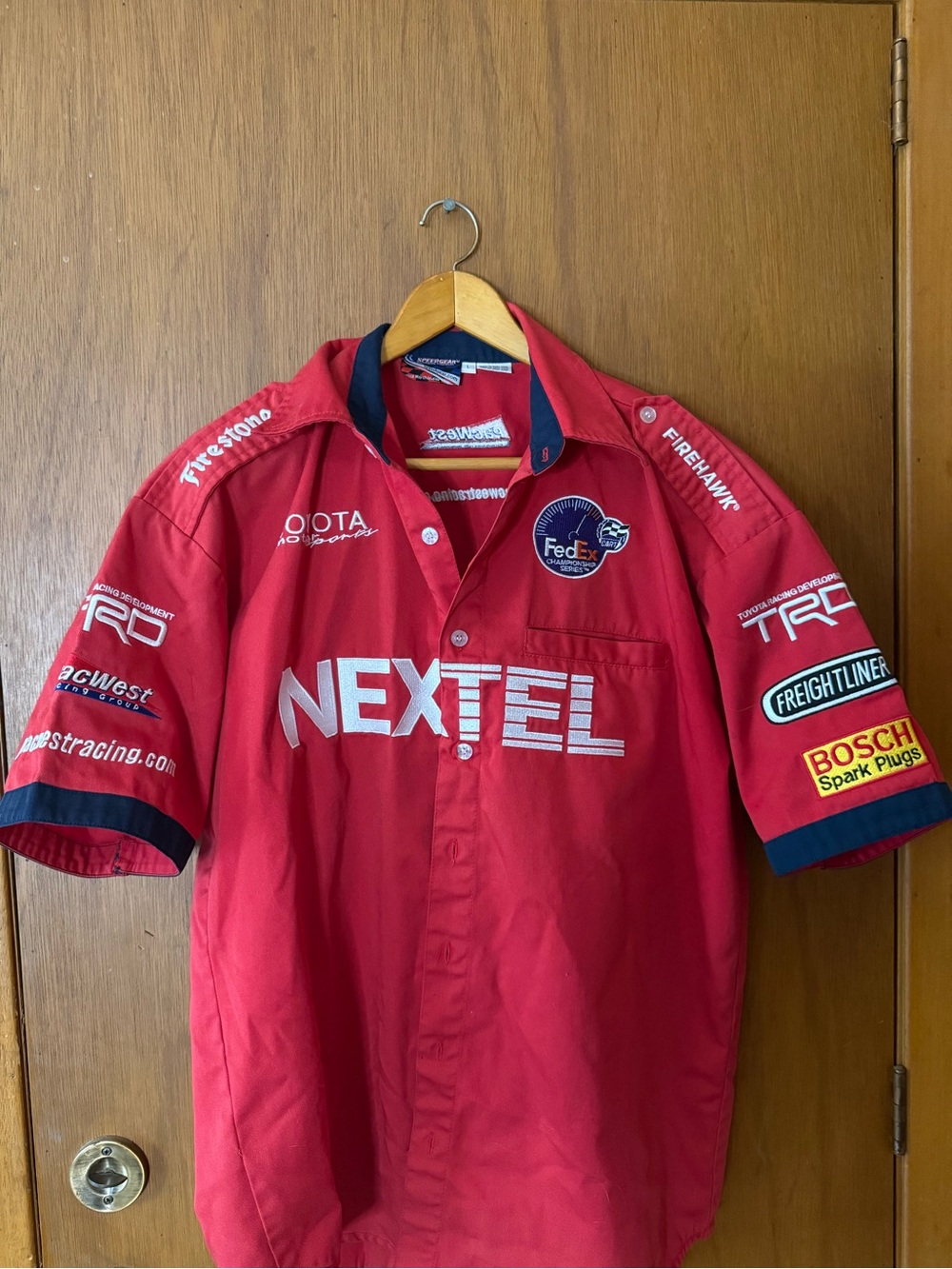 NEXTEL Red Racing Short-Sleeve Button-Up Shirt Size L